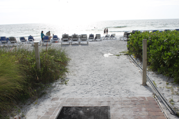 Sarasota Lido Key beach wheelchair access